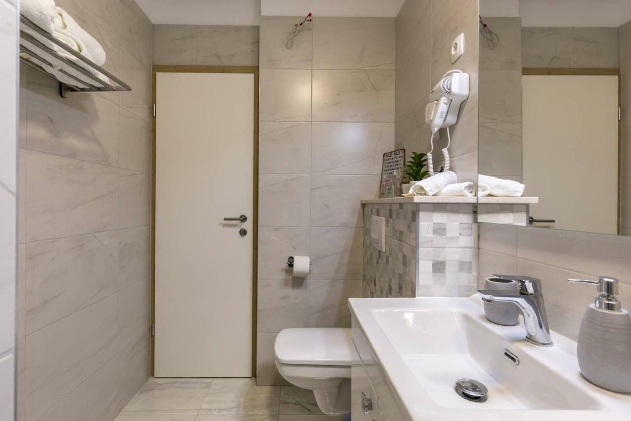 Apartments Cezar Split Zewnętrze zdjęcie